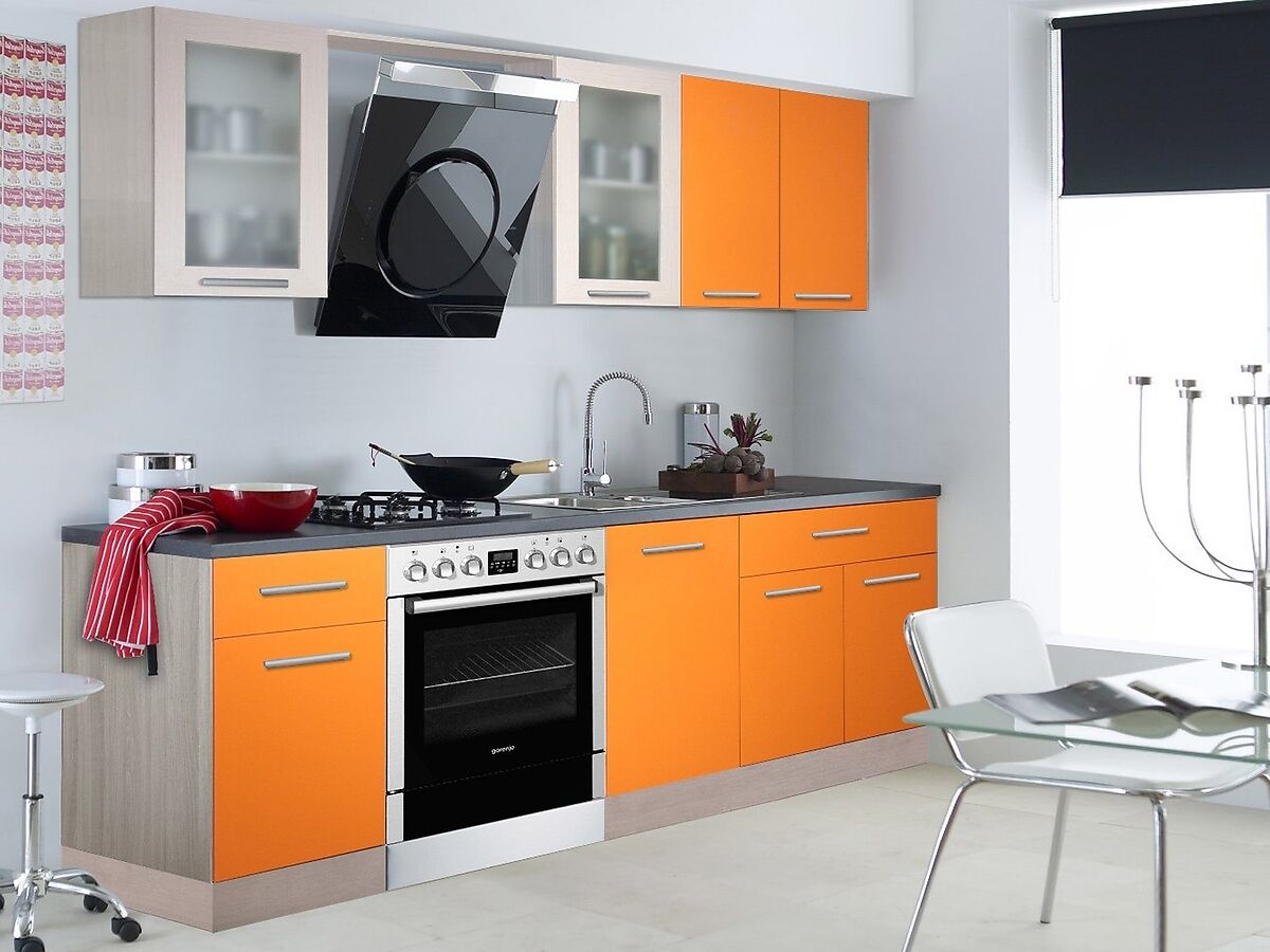 Кухонные гарнитуры прямые оранжевые с серым